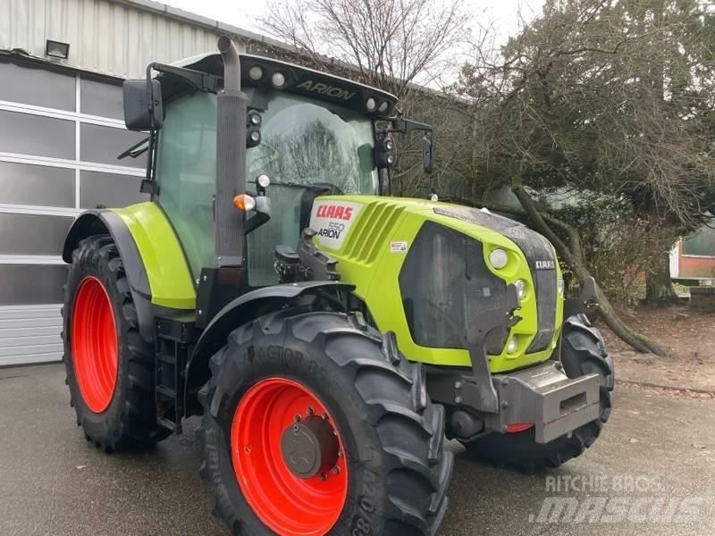 CLAAS ARION 550 Traktori