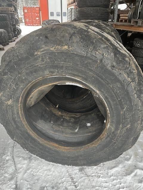 Nokian 710/45-26,5 Gume, točkovi i felne