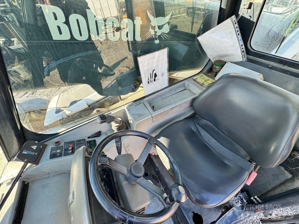 Bobcat T 40.170 Teleskopski viljuškari