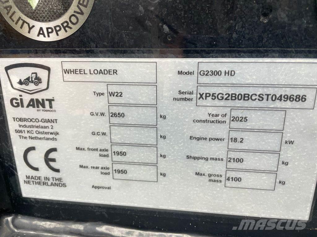 GiANT G2300 HD Utovarivači na točkove