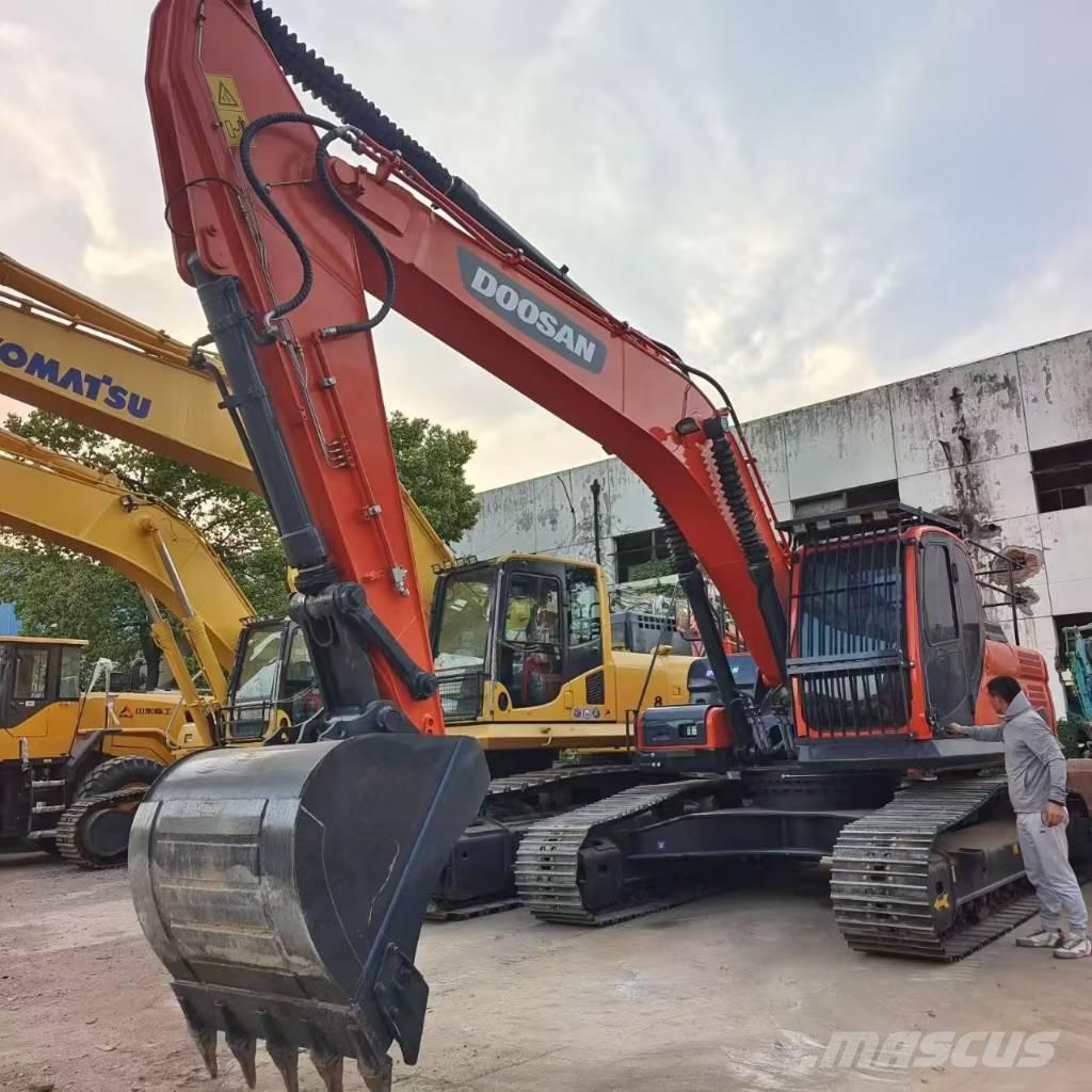 Doosan DX 300 Bageri guseničari