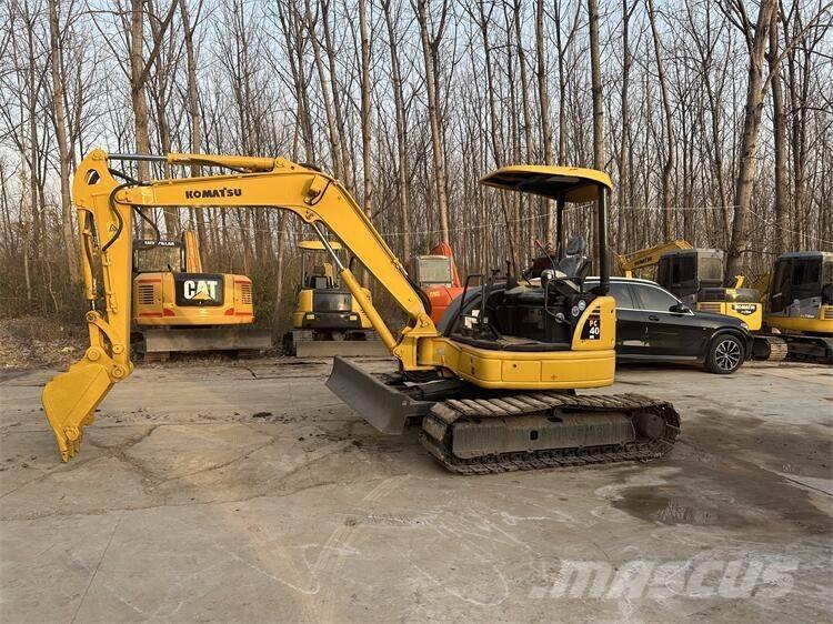 Komatsu PC 40 Bageri guseničari
