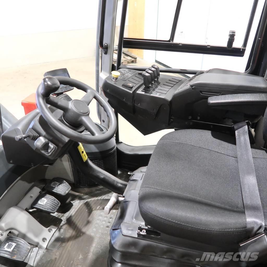 Kalmar DCG 160-12 Dizelski viljuškari