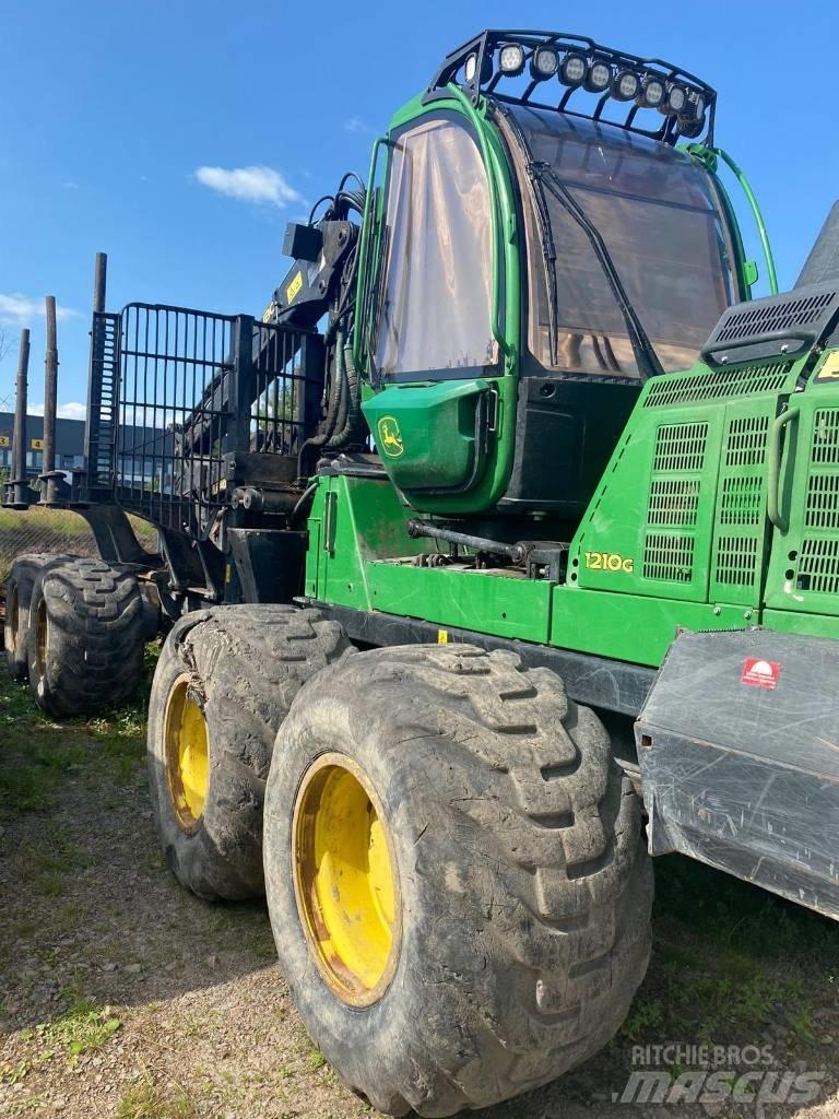 John Deere 1210 G Forvarderi
