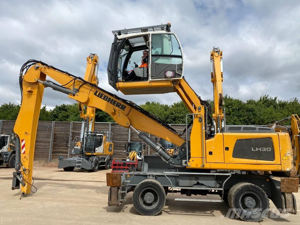 Liebherr LH 30 M# Bageri za prenos primarnih/sekundarnih sirovina