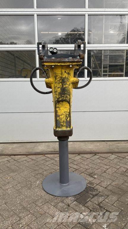 Epiroc SB452 Čekići