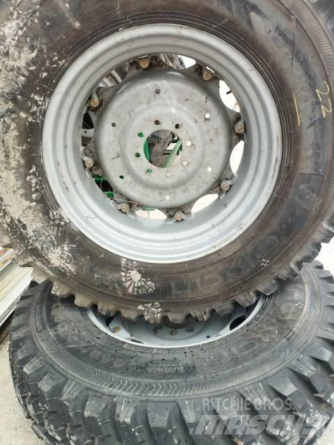 Nokian 440/80X30 Gume, točkovi i felne