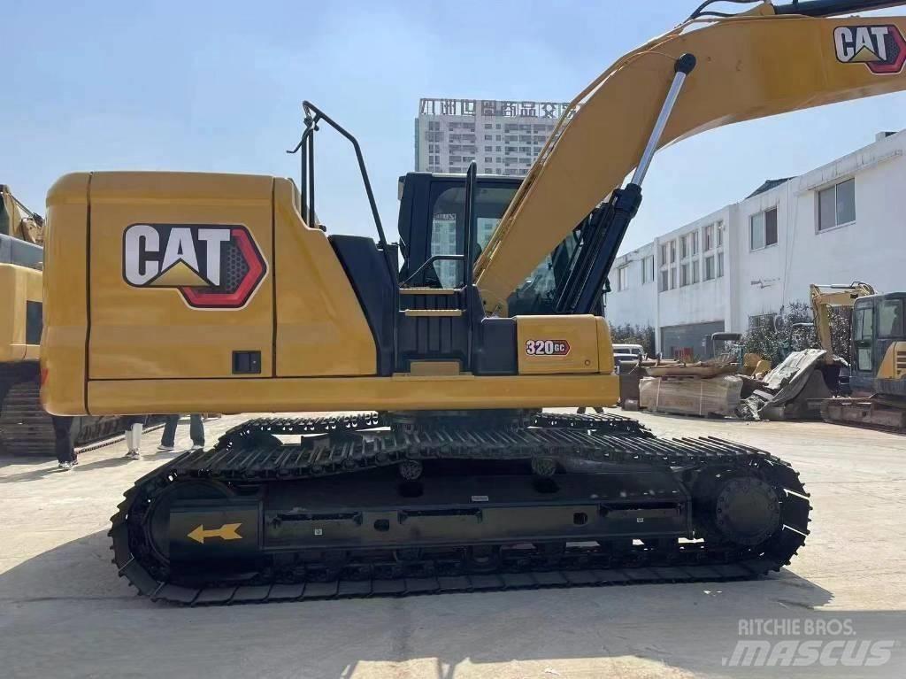 CAT 320 GC Bageri guseničari