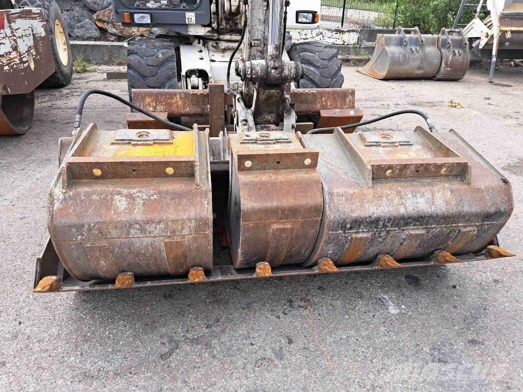 Mecalac 12 MTX Bageri točkaši