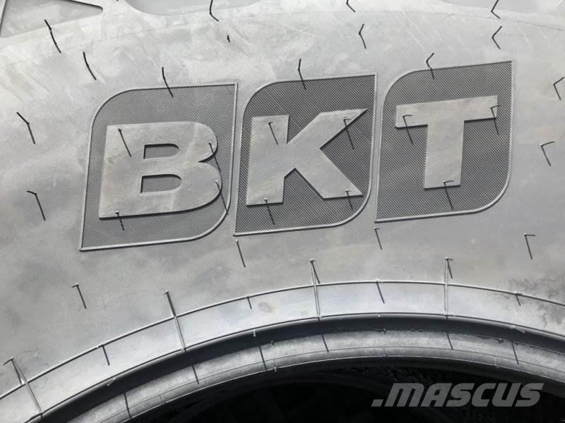 BKT 710/70R38 Gume, točkovi i felne