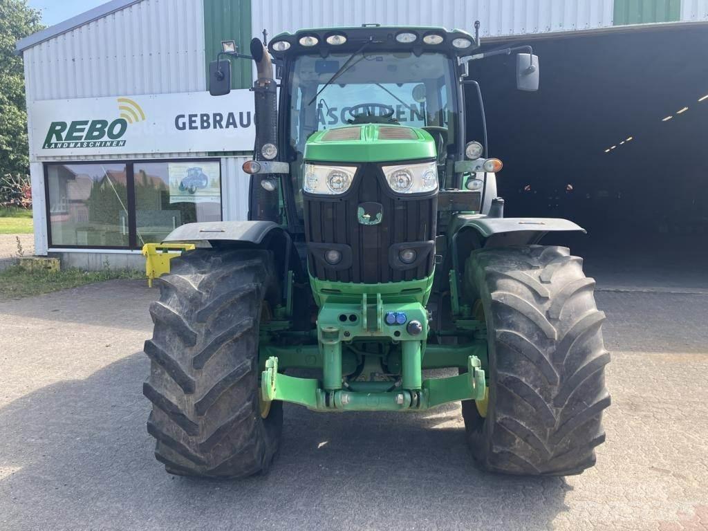 John Deere 6210R Traktori