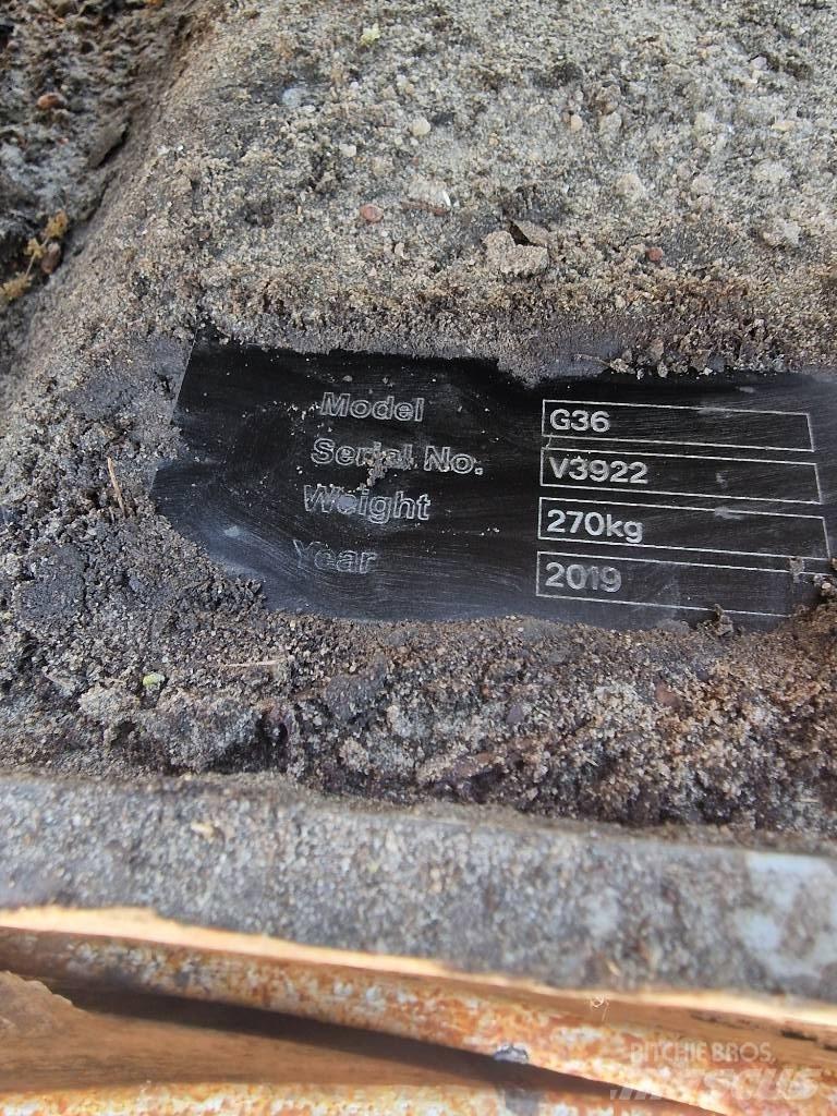 Komatsu G36 Ostalo