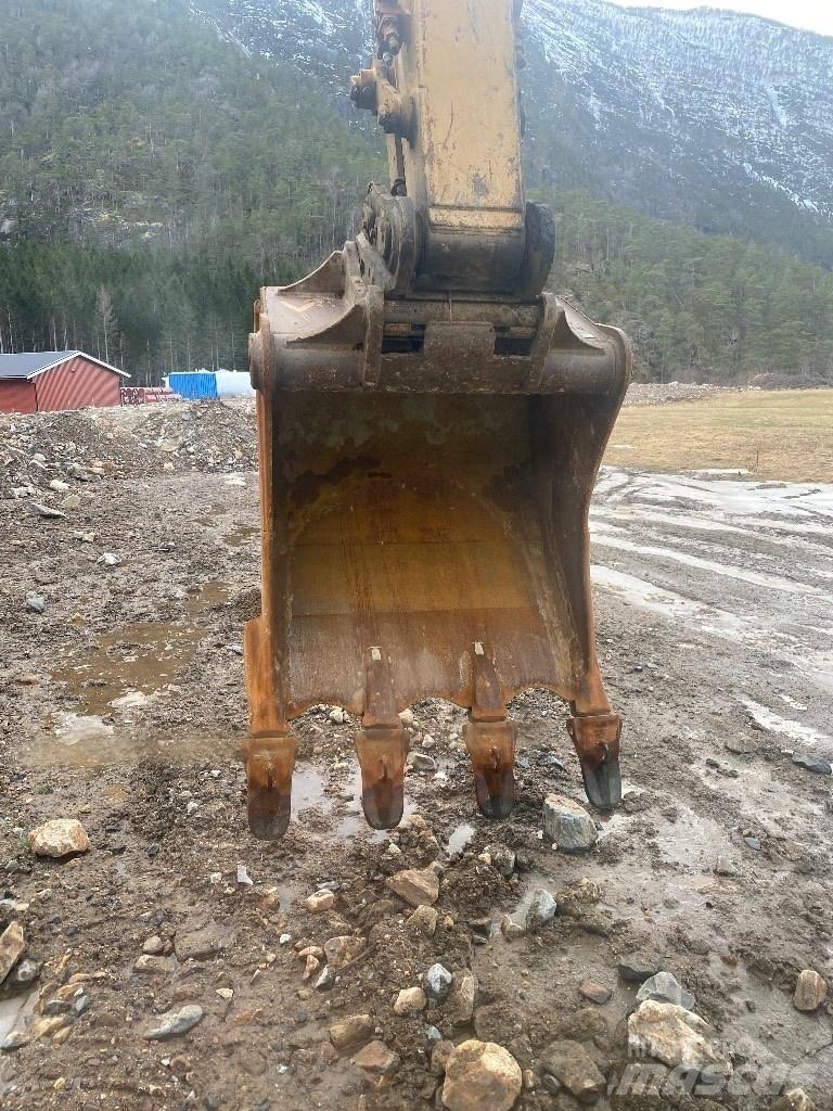CAT 336 EL Bageri guseničari
