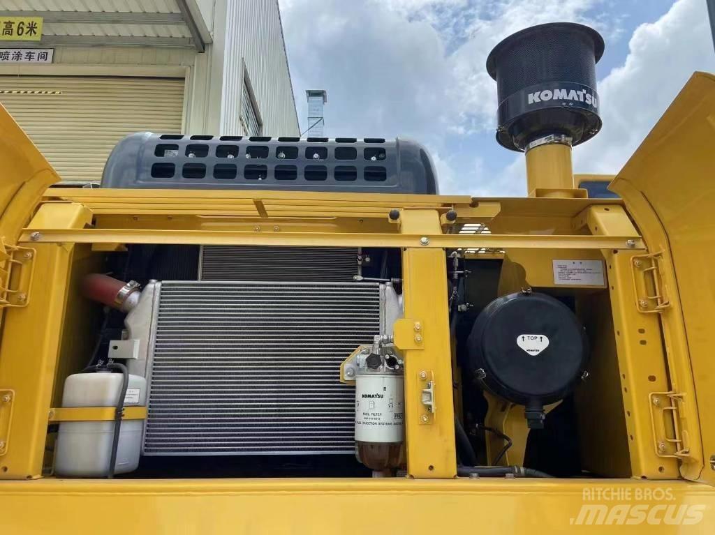 Komatsu PC 390 LC-10 Bageri guseničari