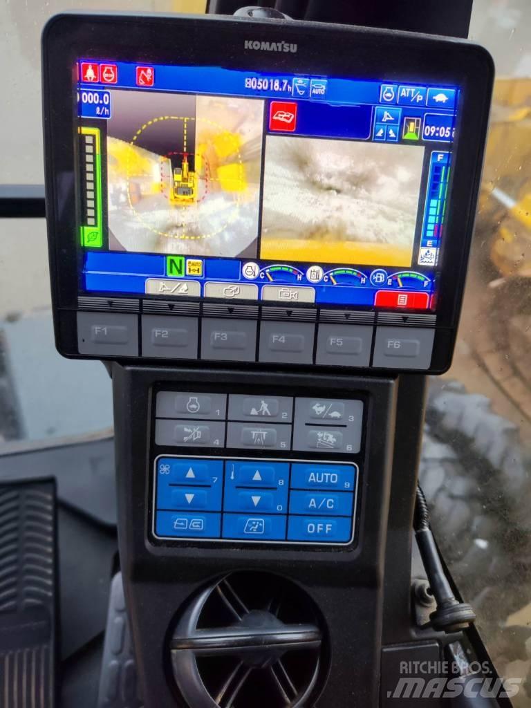 Komatsu PW180-11 Bageri točkaši