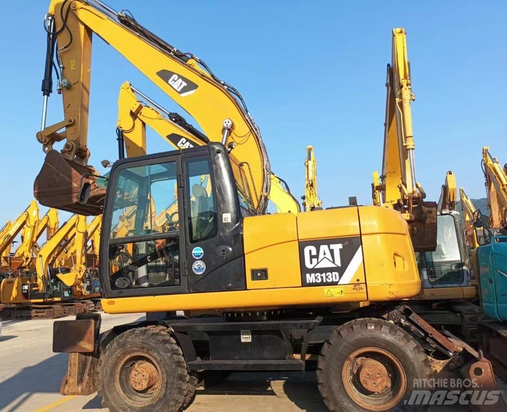 CAT CAT313D Midi bageri 7t – 12t