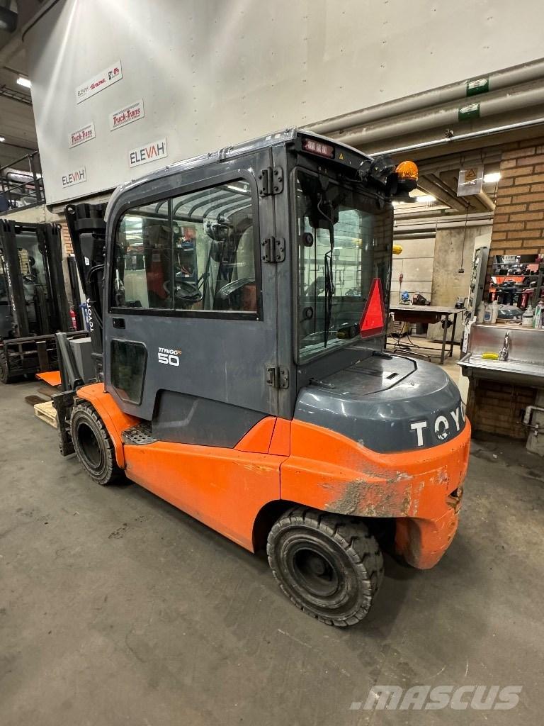 Toyota 8FBMT50 Električni viljuškari