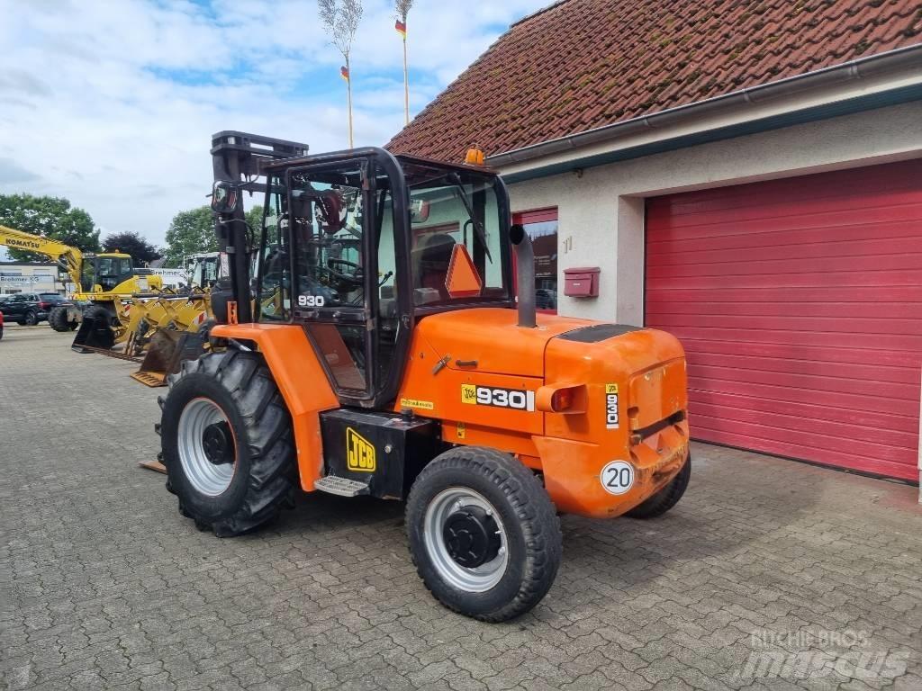 JCB 930-4 Vanterenski viljuškar