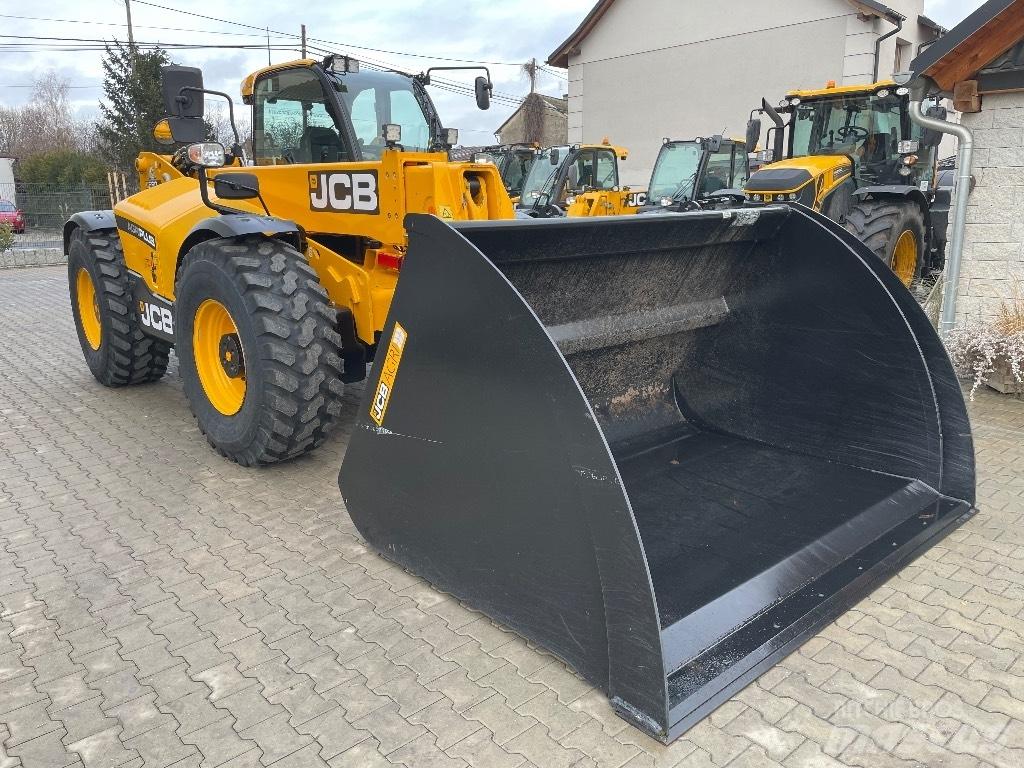 JCB 560-80 AGRI PLUS Teleskopski viljuškari