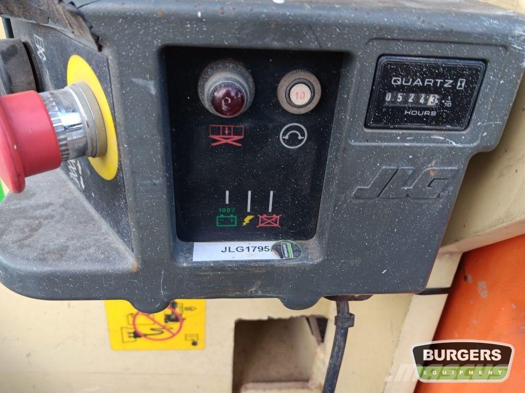 JLG 2646ES Makazaste platforme