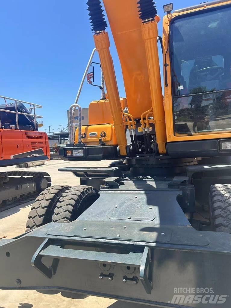 Hyundai R210W-9 Bageri točkaši