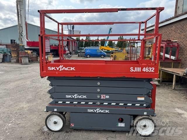 SkyJack SJ 4632 Makazaste platforme