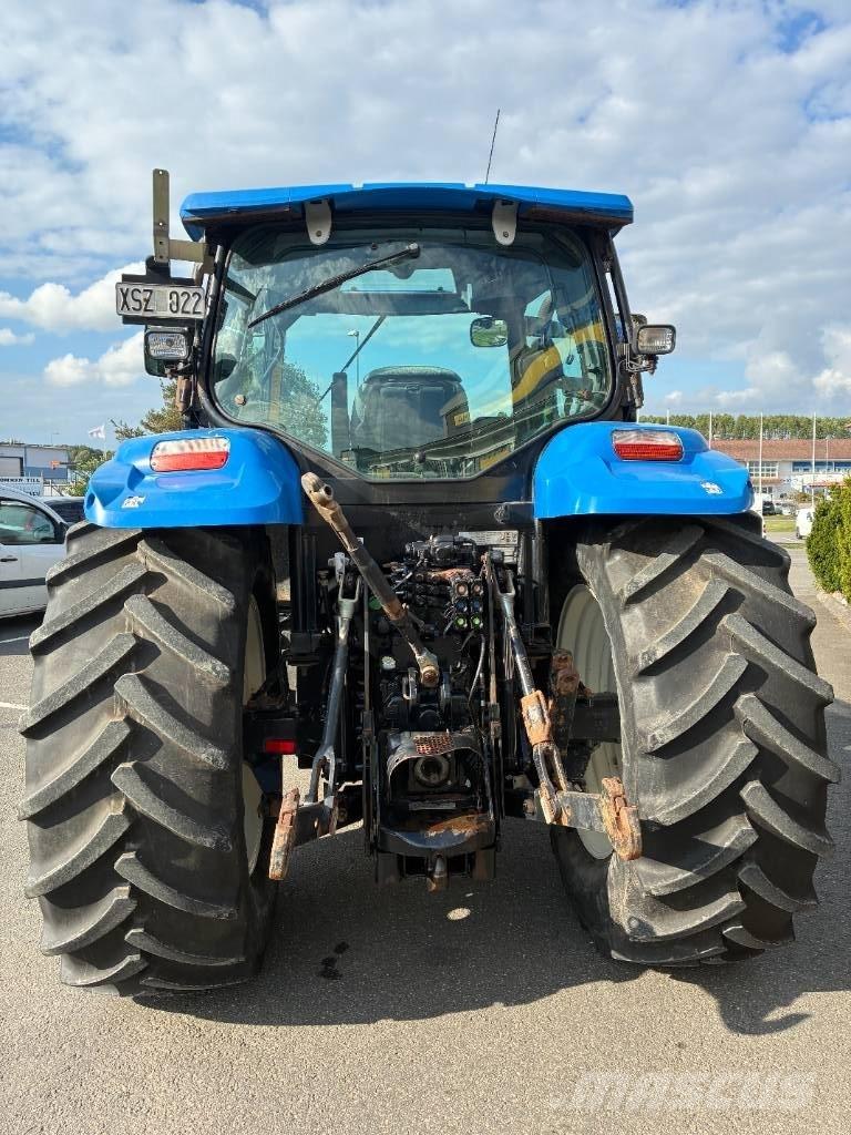 New Holland TS 130 A Traktori
