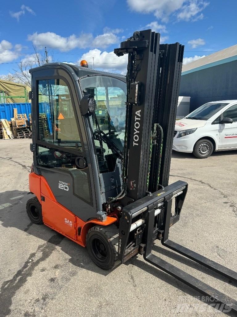 Toyota 8FBMK20T Električni viljuškari