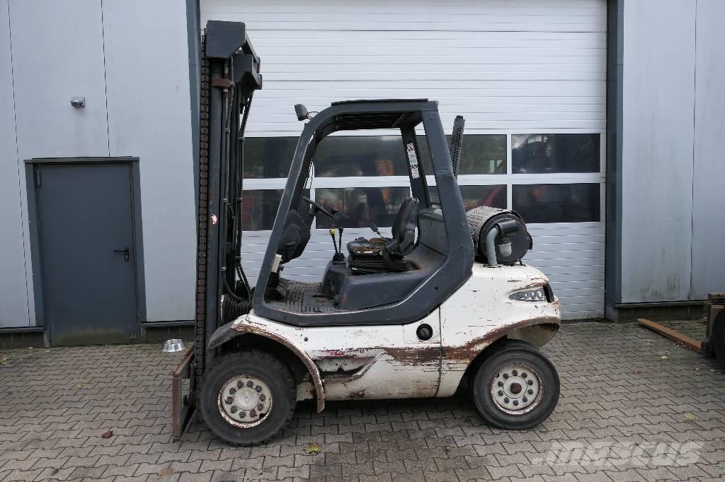 Linde H 40 D Dizelski viljuškari
