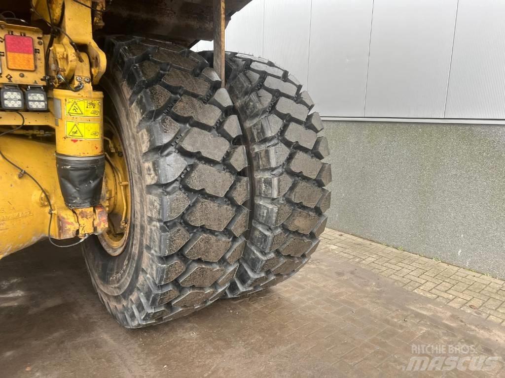 CAT 775 G Kruti damperi