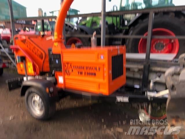 Timberwolf TW230/DHB Drobilice drva / čiperi