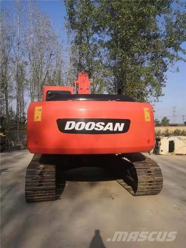 Doosan DH225LC-7 Bageri guseničari