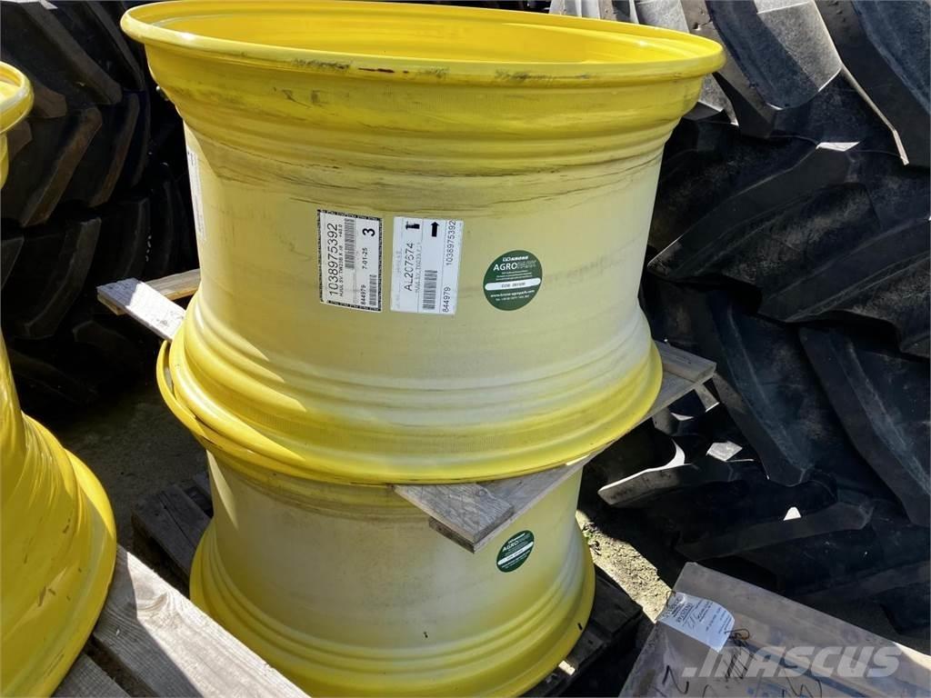 John Deere 23x38 Gume, točkovi i felne