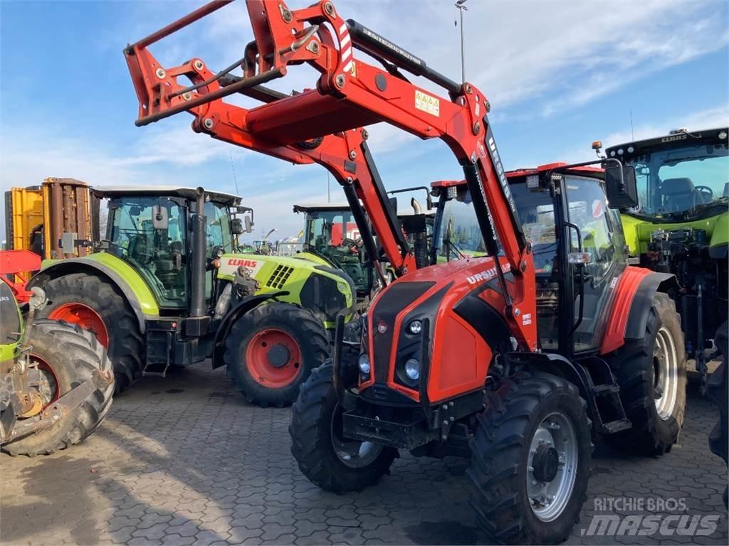 Ursus C-380 Traktori