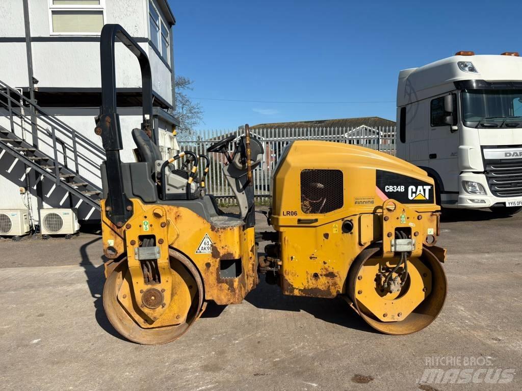 CAT CB 34 B Valjci sa duplim bubnjem