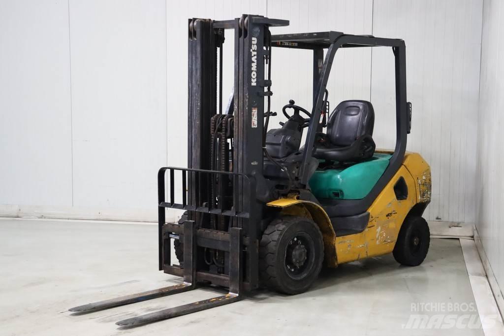 Komatsu FD25T-16 Dizelski viljuškari