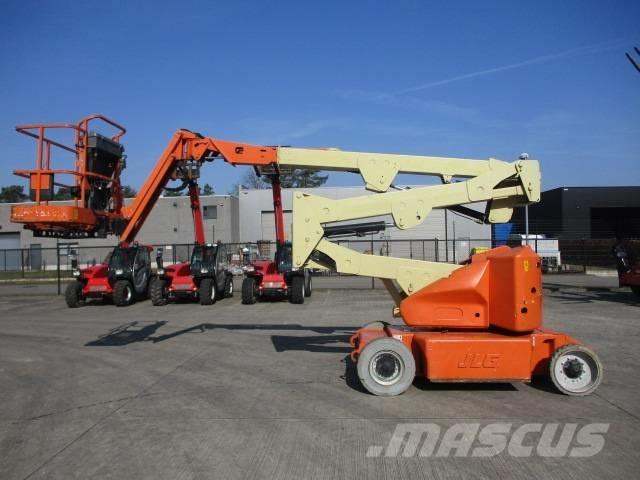 JLG E400 AJPN (817) Teleskopske samohodne platforme