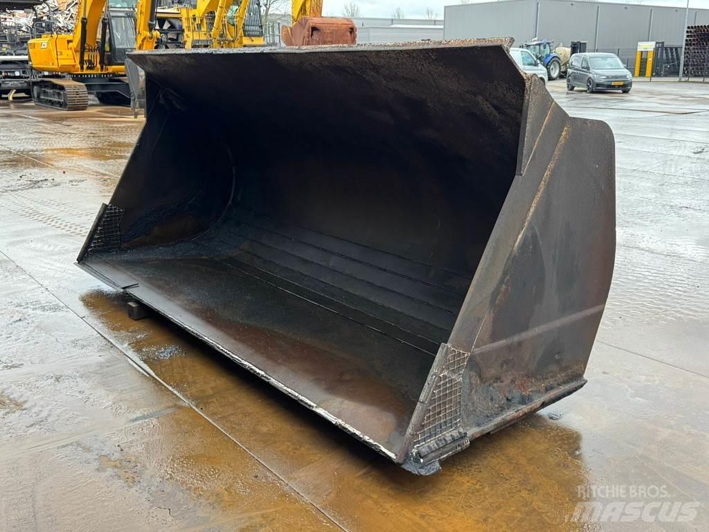 CAT Bucket CAT 980 Kašike / Korpe