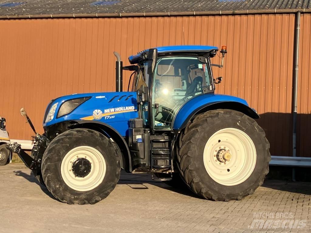 New Holland T 7.230 Traktori