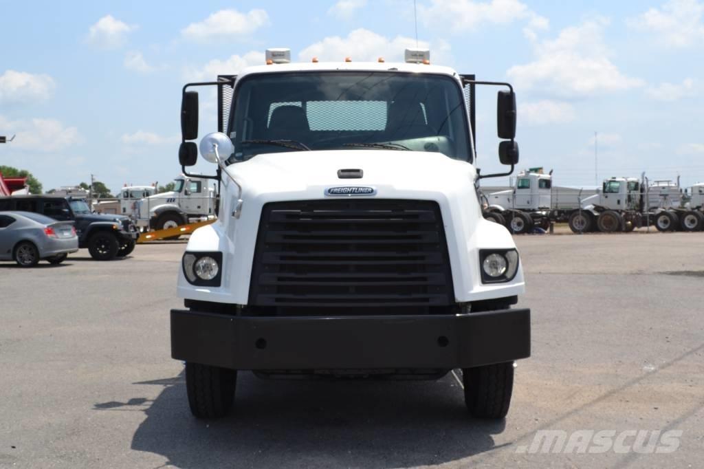 Freightliner 114SD Kamioni sa otvorenim sandukom