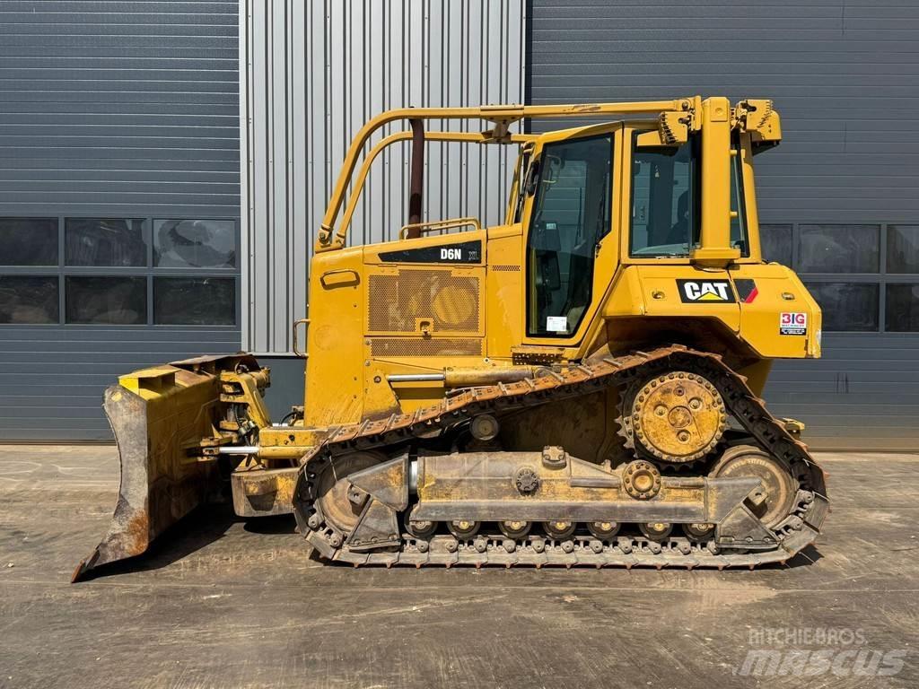 CAT D6N LGP Buldožeri guseničari