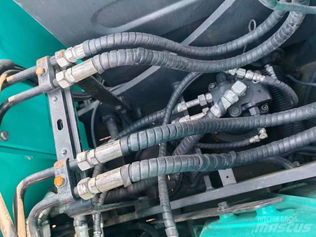 Kobelco SK 75 Bageri guseničari