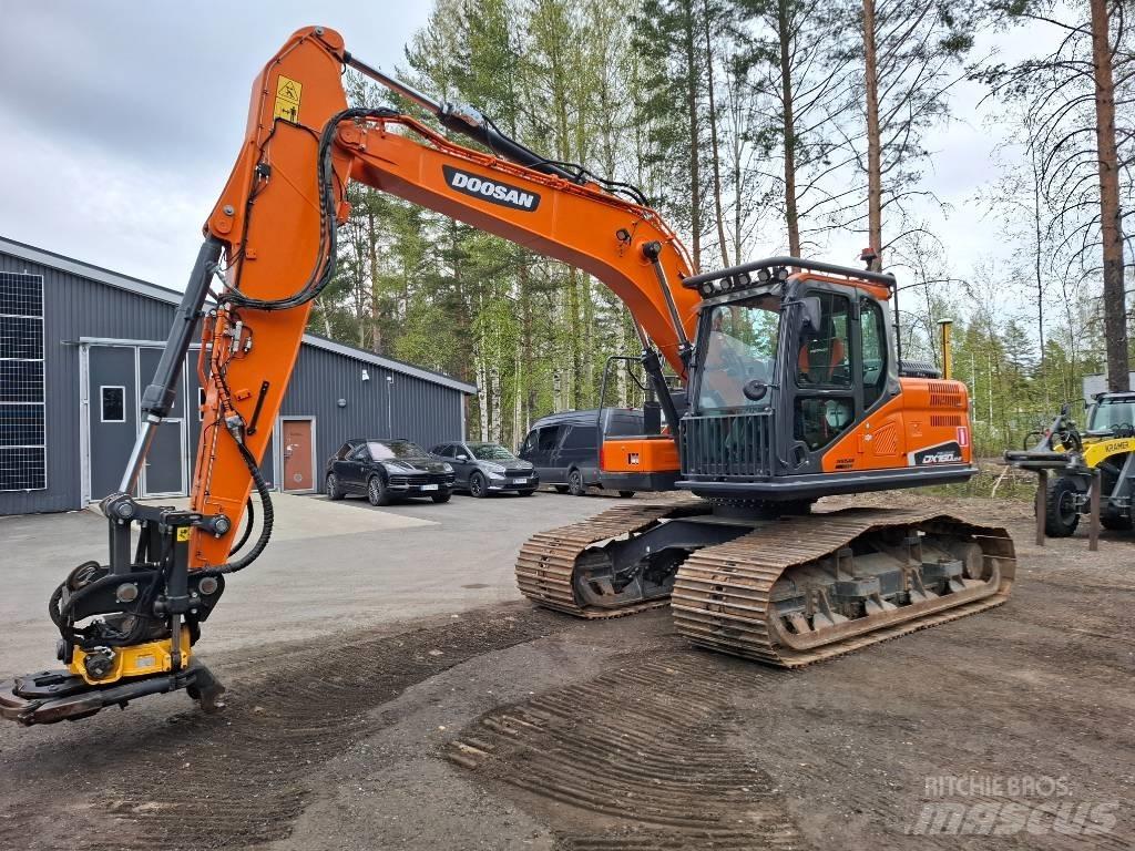 Doosan DX160LC-5 Bageri guseničari