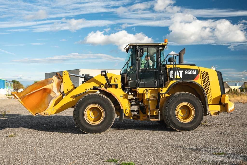 CAT 950M Utovarivači na točkove