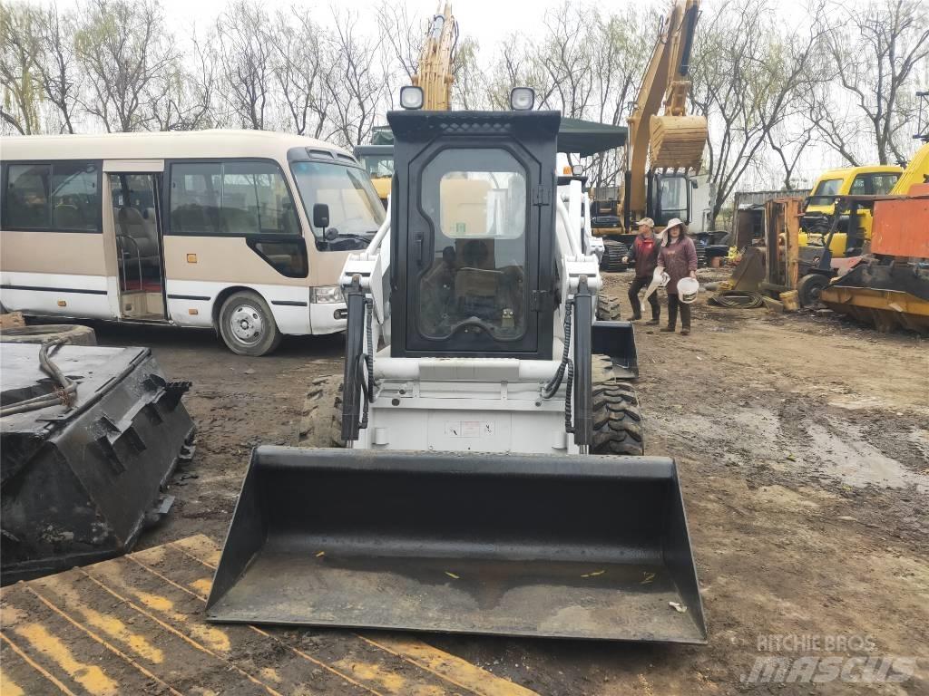 Bobcat S130 Skid steer mini utovarivači
