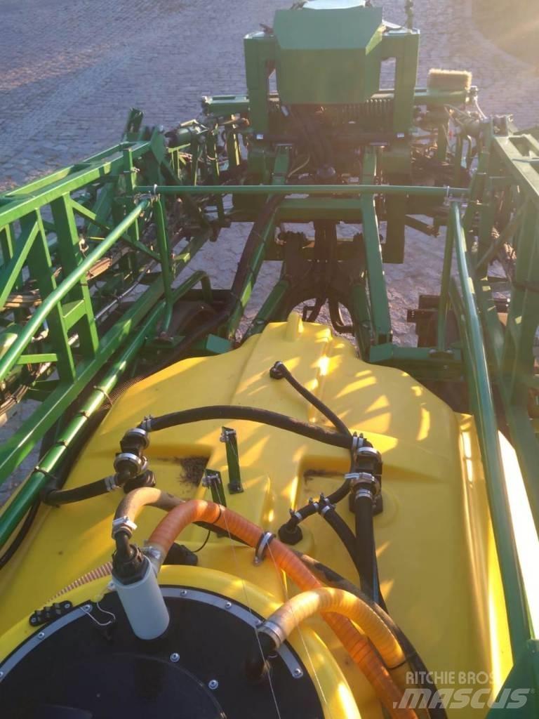 John Deere R944i Vučene prskalice