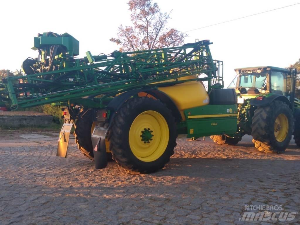 John Deere R944i Vučene prskalice