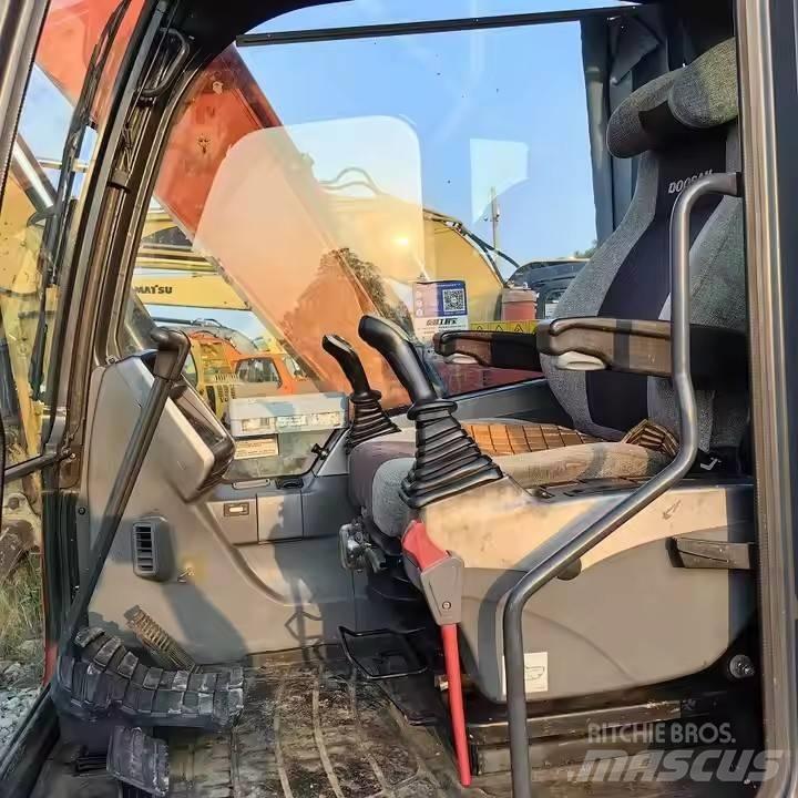 Doosan DX85-9C Bageri guseničari