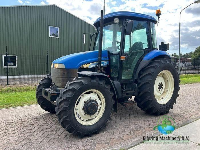New Holland TD90 D Traktori