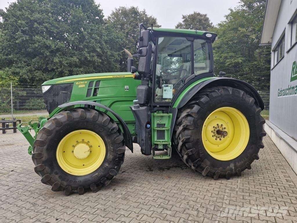 John Deere 6230R Traktori